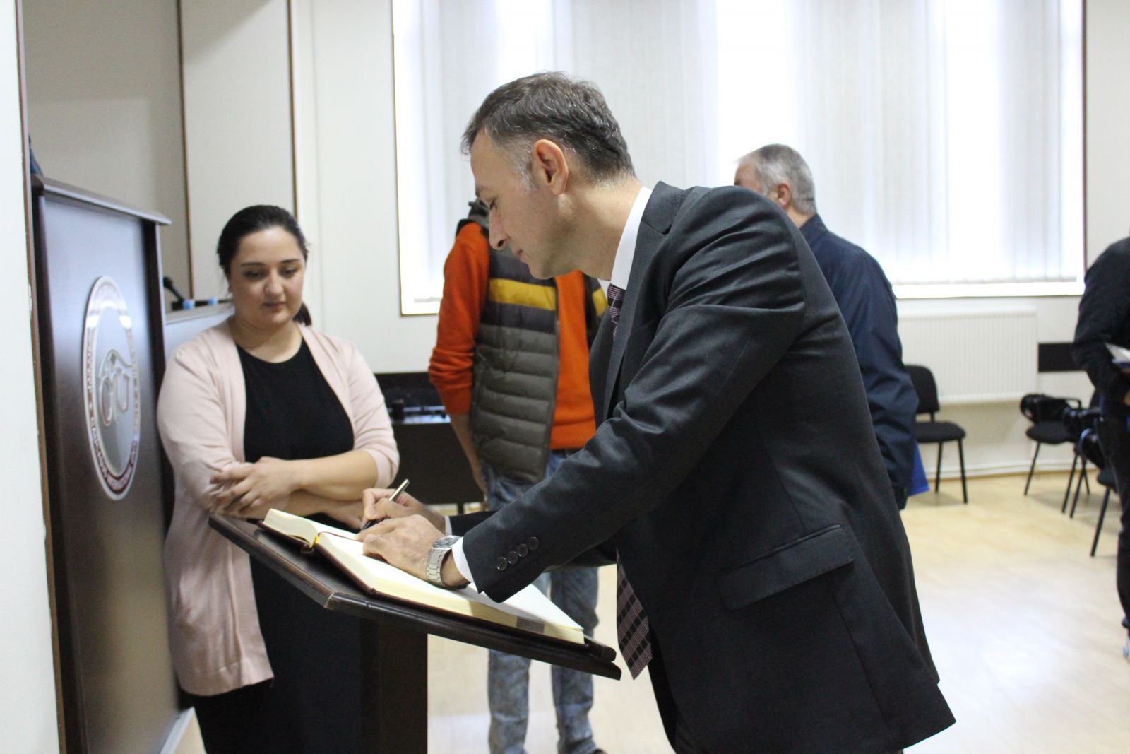 საქართველოში თურქეთის ელჩი ზაქი ლევენთ გუმრუქჩუ კსუ-ში