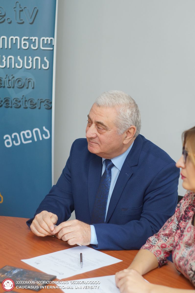 რუსთველის სამყარო - თამაზ კვაჭანტირაძე ოცდაერთი რეგიონული ტელევიზიის ეთერში