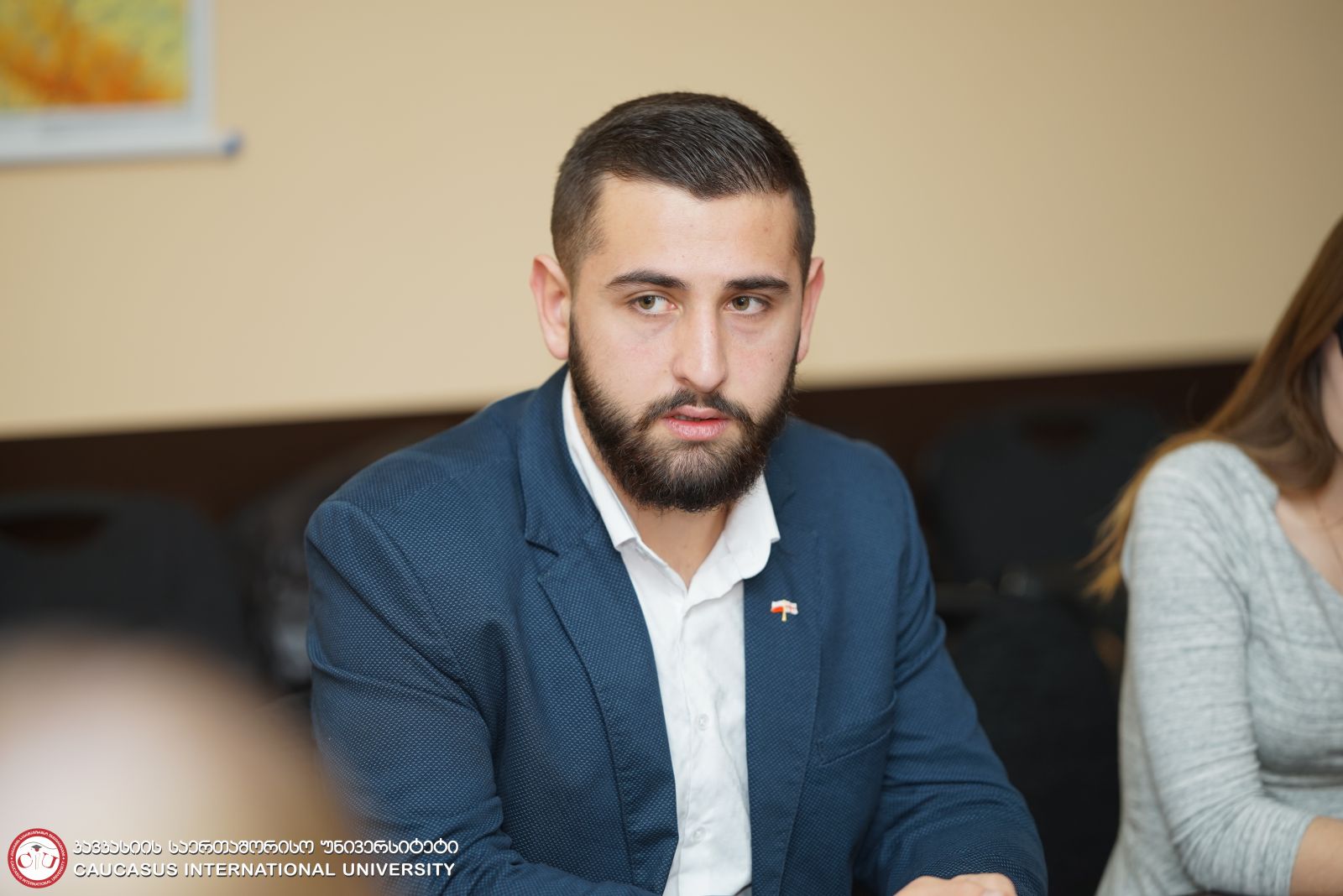 პოლონეთის ელჩის პირველი მრჩეველი მარჩინ ჟოჰოვსკი კსუ-ს სტუდენტებს შეხვდა