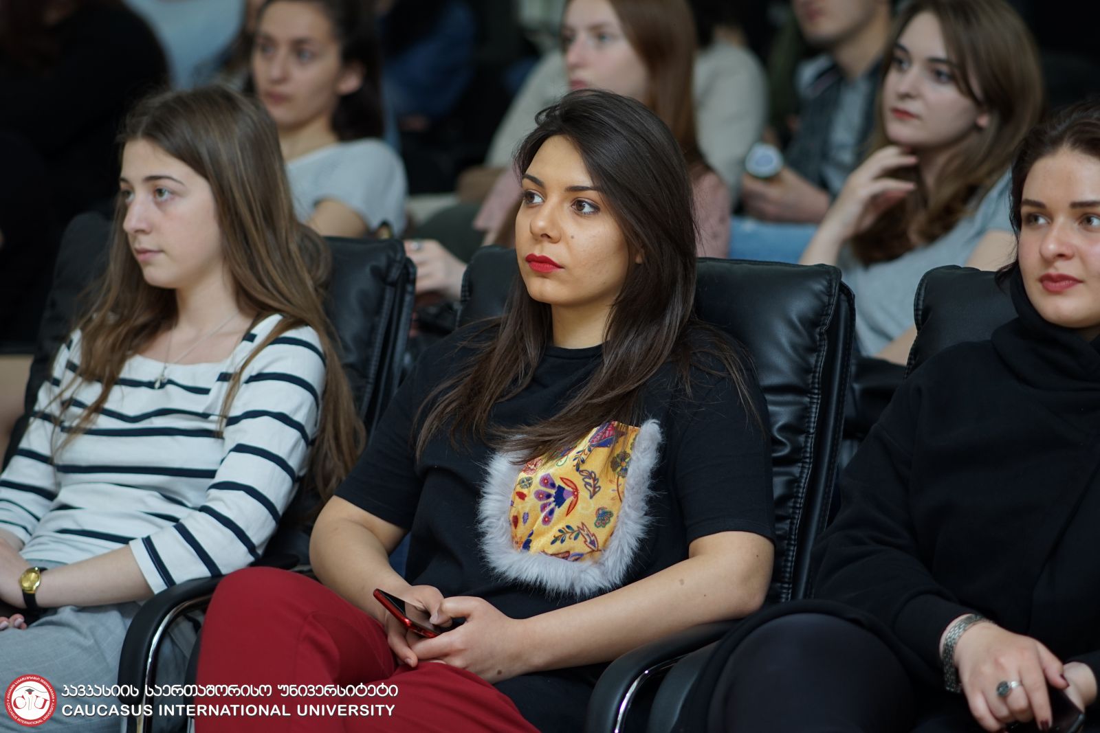 სტუდენტებმა თბილისის ახალგაზრდული ცენტრების გაერთიანების შესახებ ინფორმაცია მიიღეს
