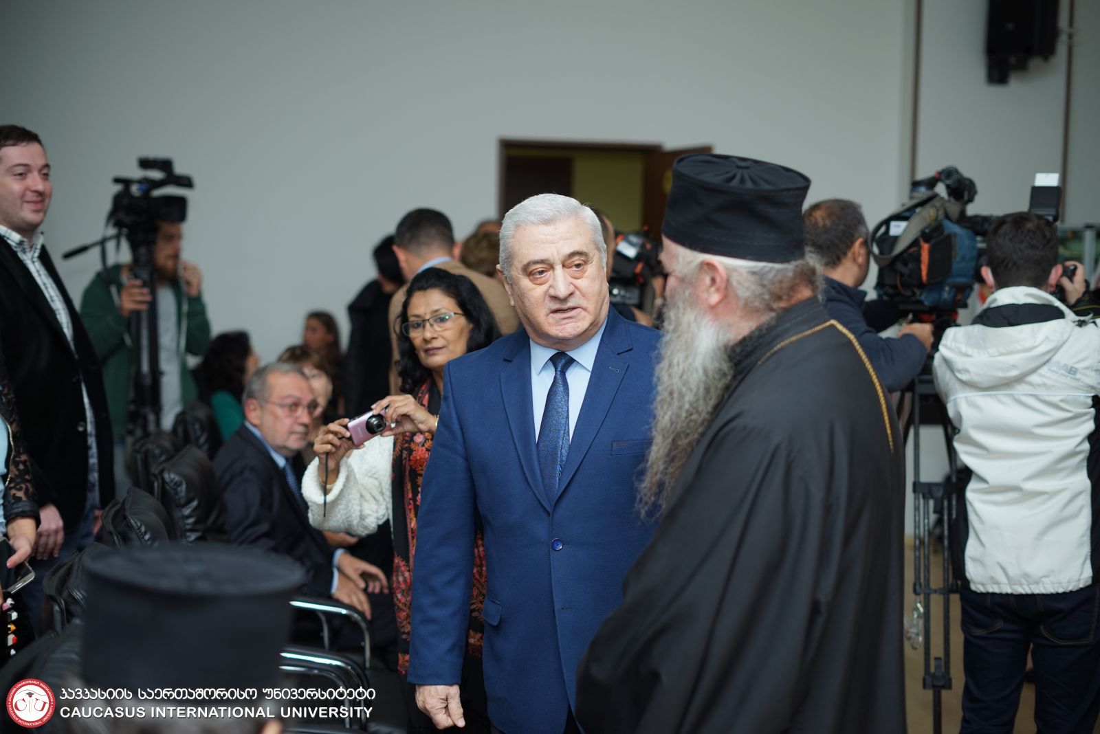 კსუ-მ ნიზამუდინ ტაჰერს საპატიო დოქტორის წოდება მიანიჭა