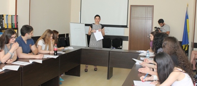 Smart Students - საქმიანი ურთიერთობის, ბიზნესეტიკეტისა და საქმეთწარმოების კურსი