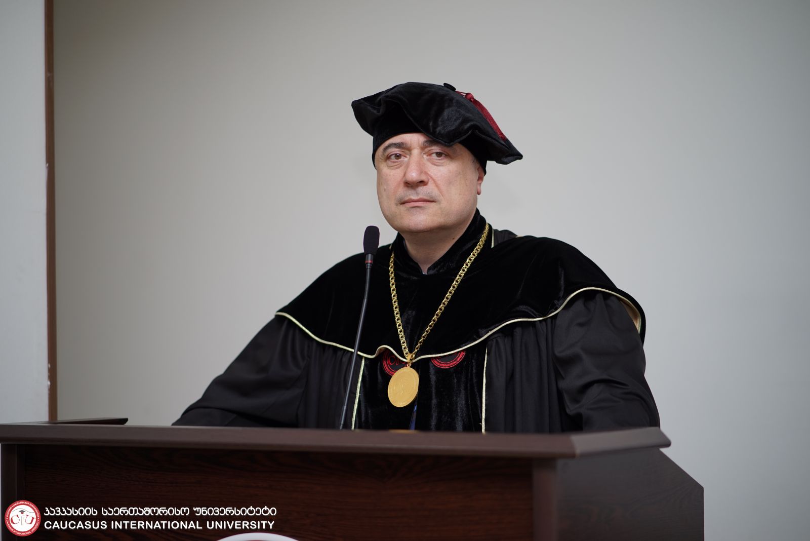 პროფესორ მიგელ კამპას საპატიო დოქტორის წოდება მიენიჭა
