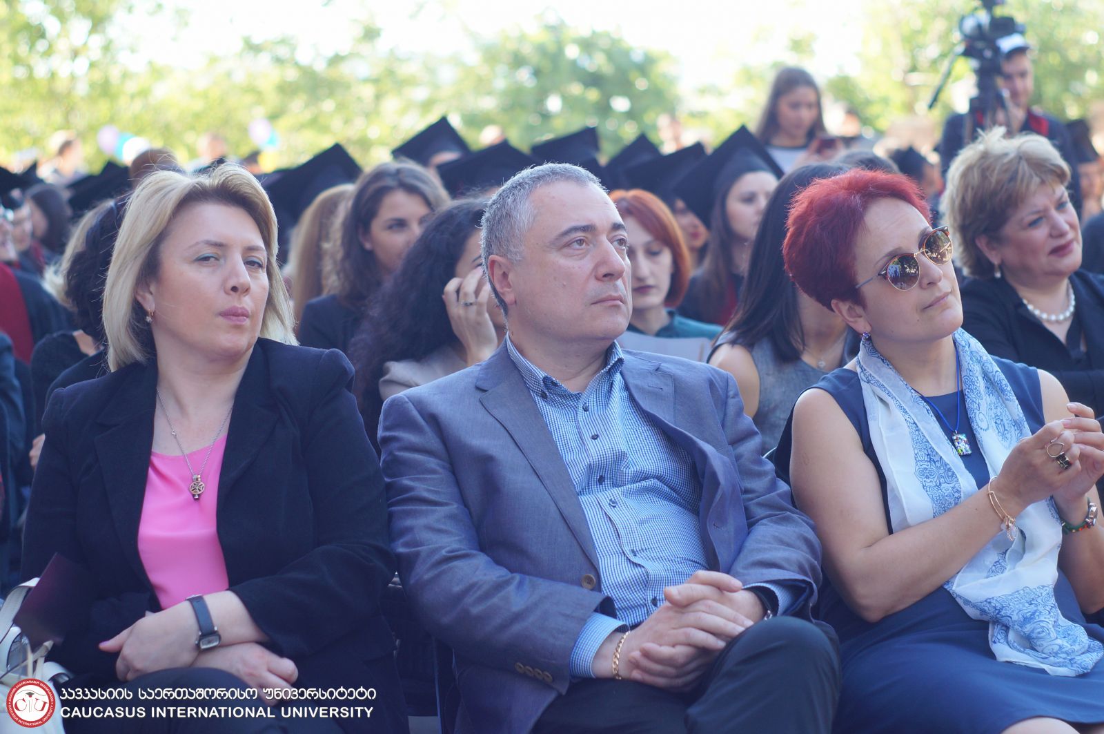 დიპლომების გადაცემის ცერემონალი