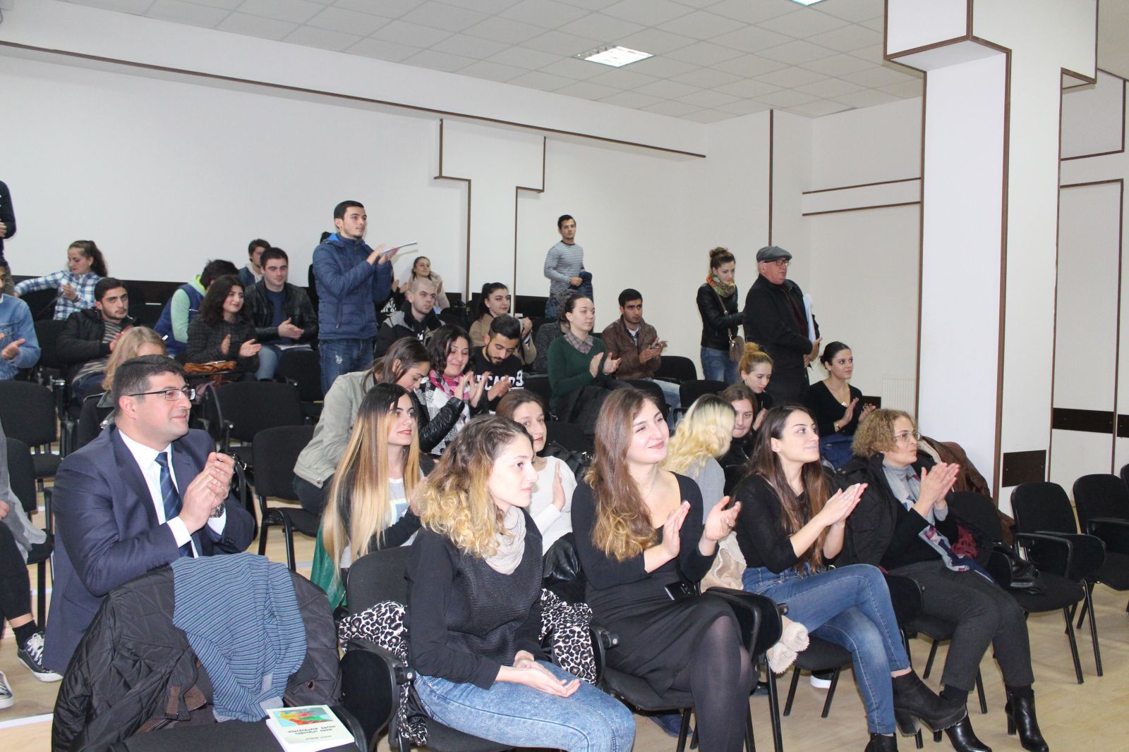 ანზორ თოთაძის წიგნის პრეზენტაცია