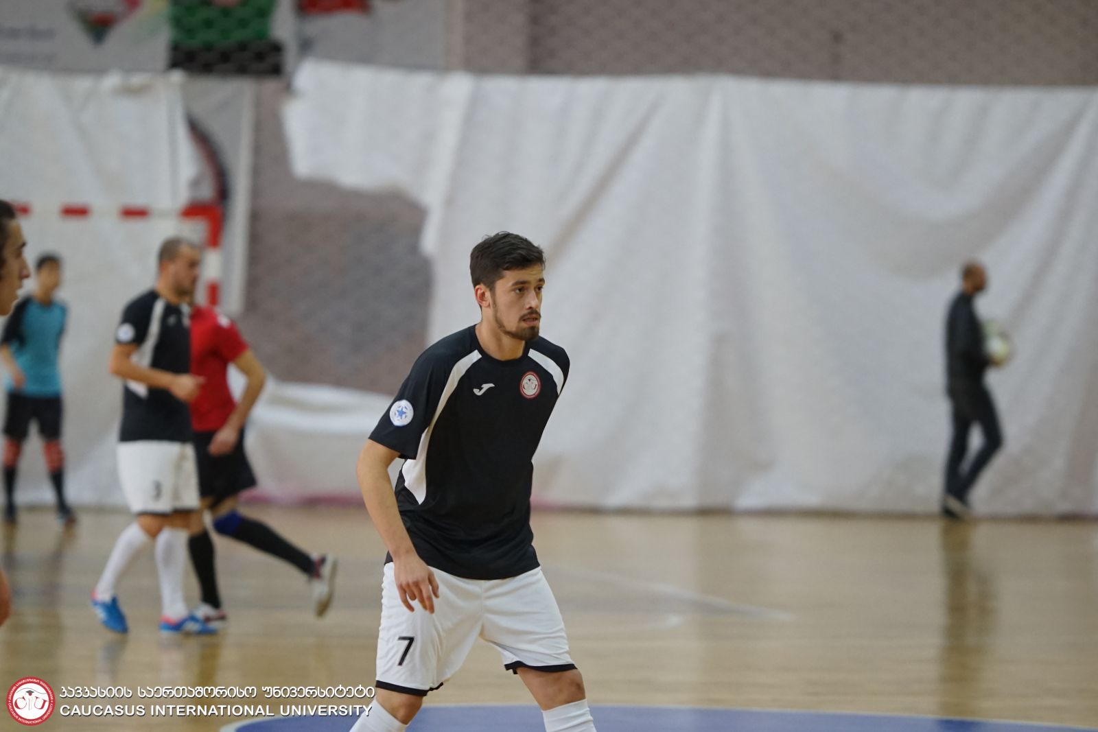 კსუ-ს საფეხბურთო გუნდმა თამაში ილიაუნთან გამართა