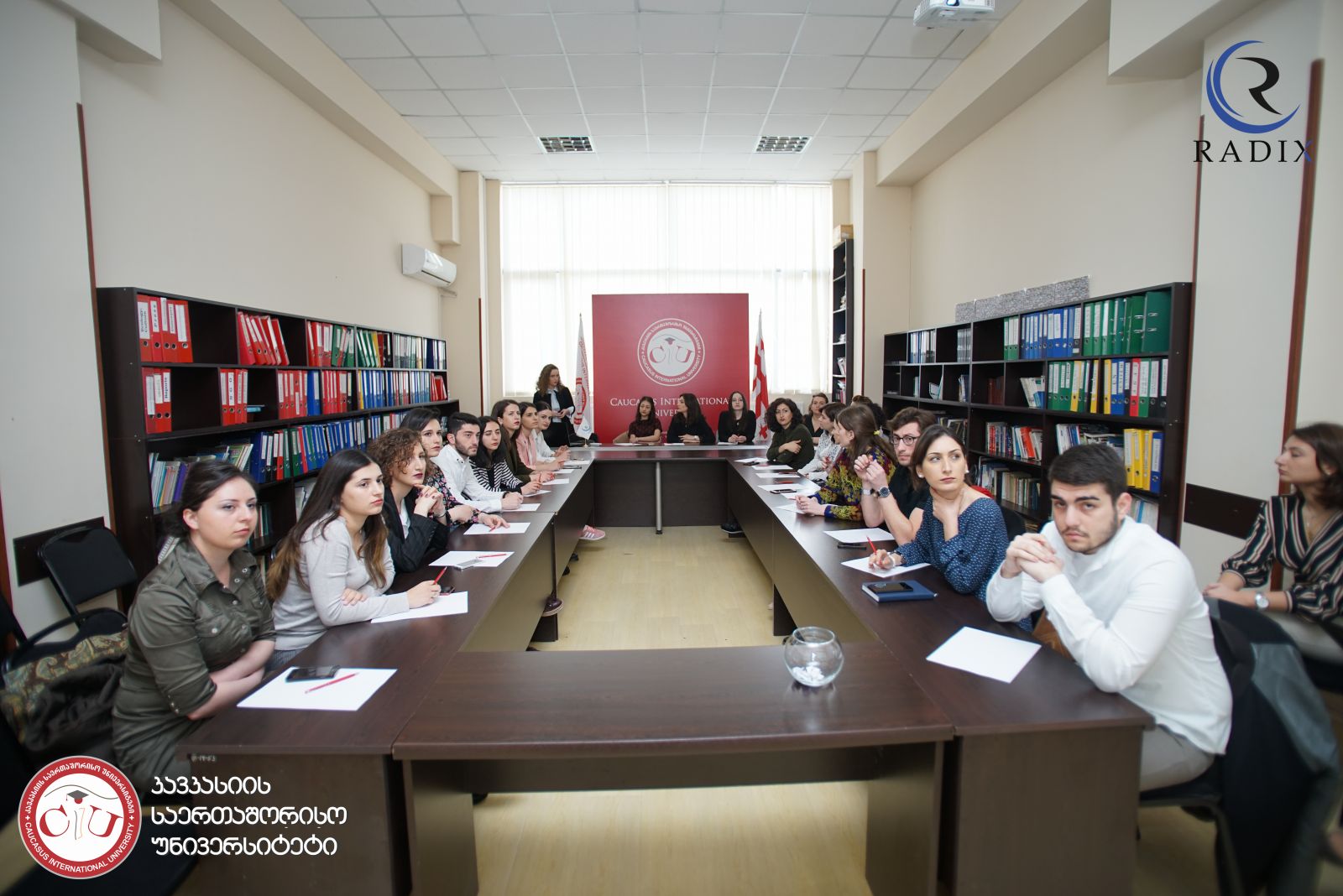სტომატოლოგიური კონგრესის ფარგლებში გამართული ახალგაზრდული ფორუმი კსუ-ში