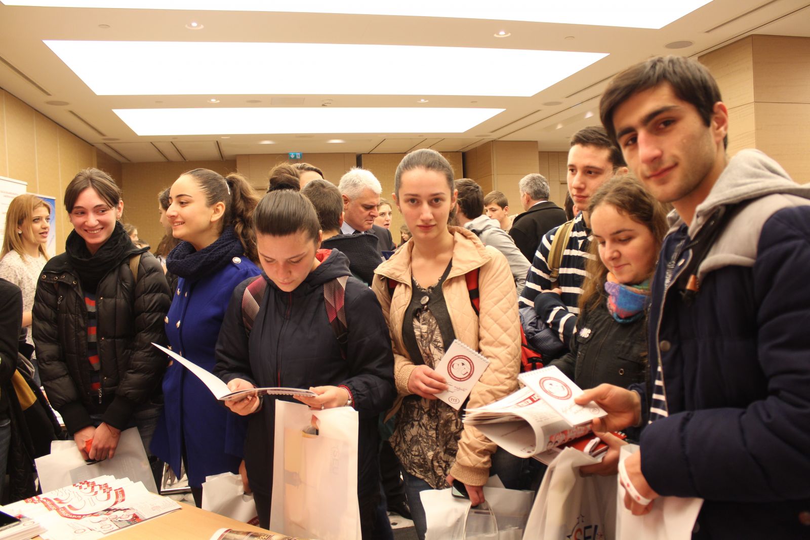 განათლების რეგიონალური გამოფენა 2015