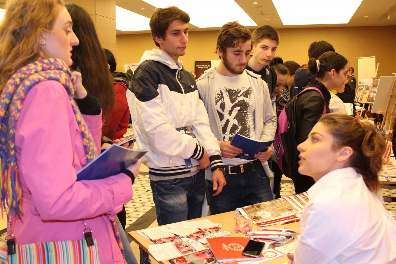 განათლების რეგიონალური გამოფენა 2015