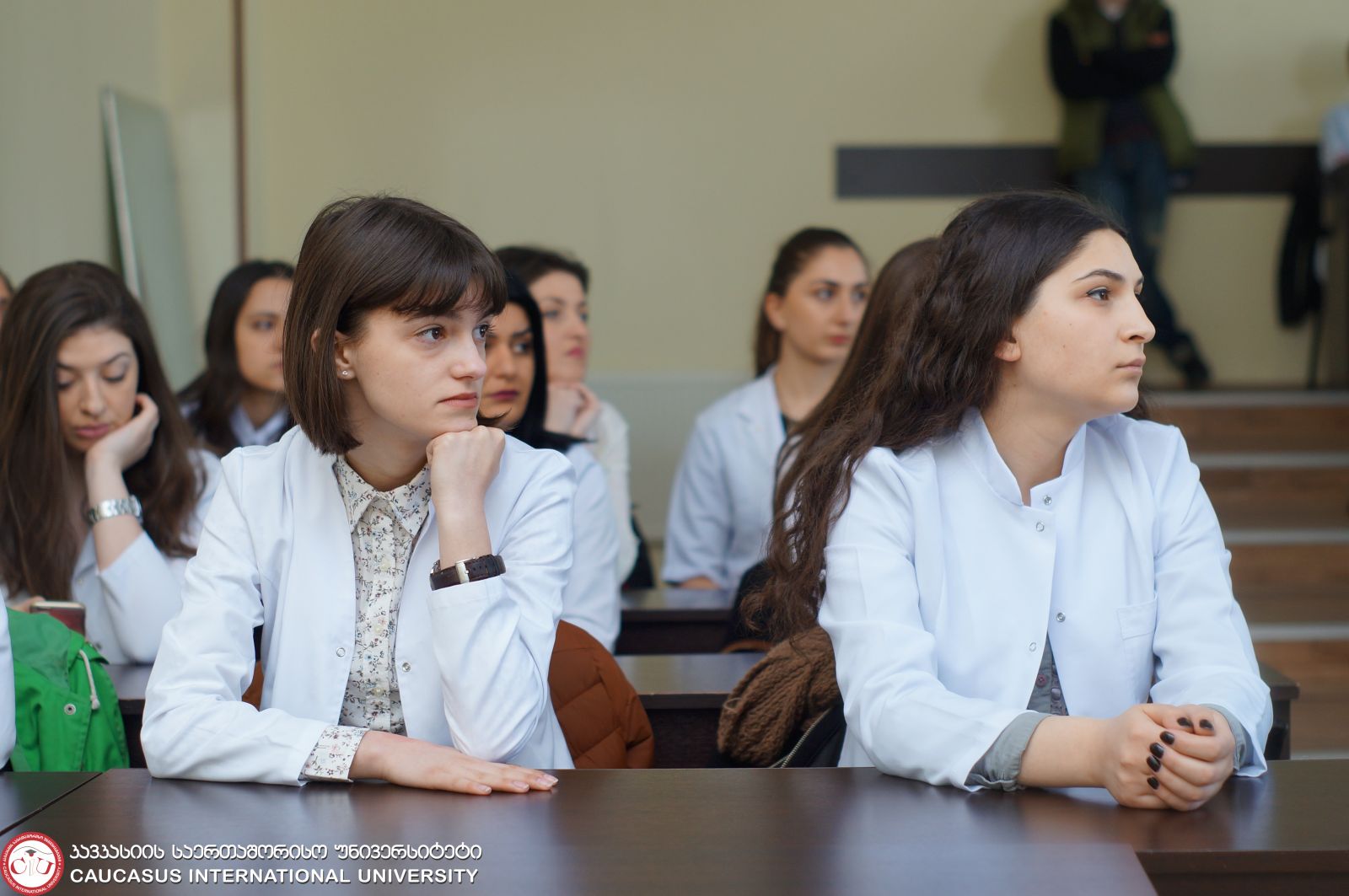 შეხვედრა მედიცინის ფაკულტეტის სტომატოლოგიის სპეციალობის 1-5 კურსის სტუდენტებთან და რეზიდენტებთან