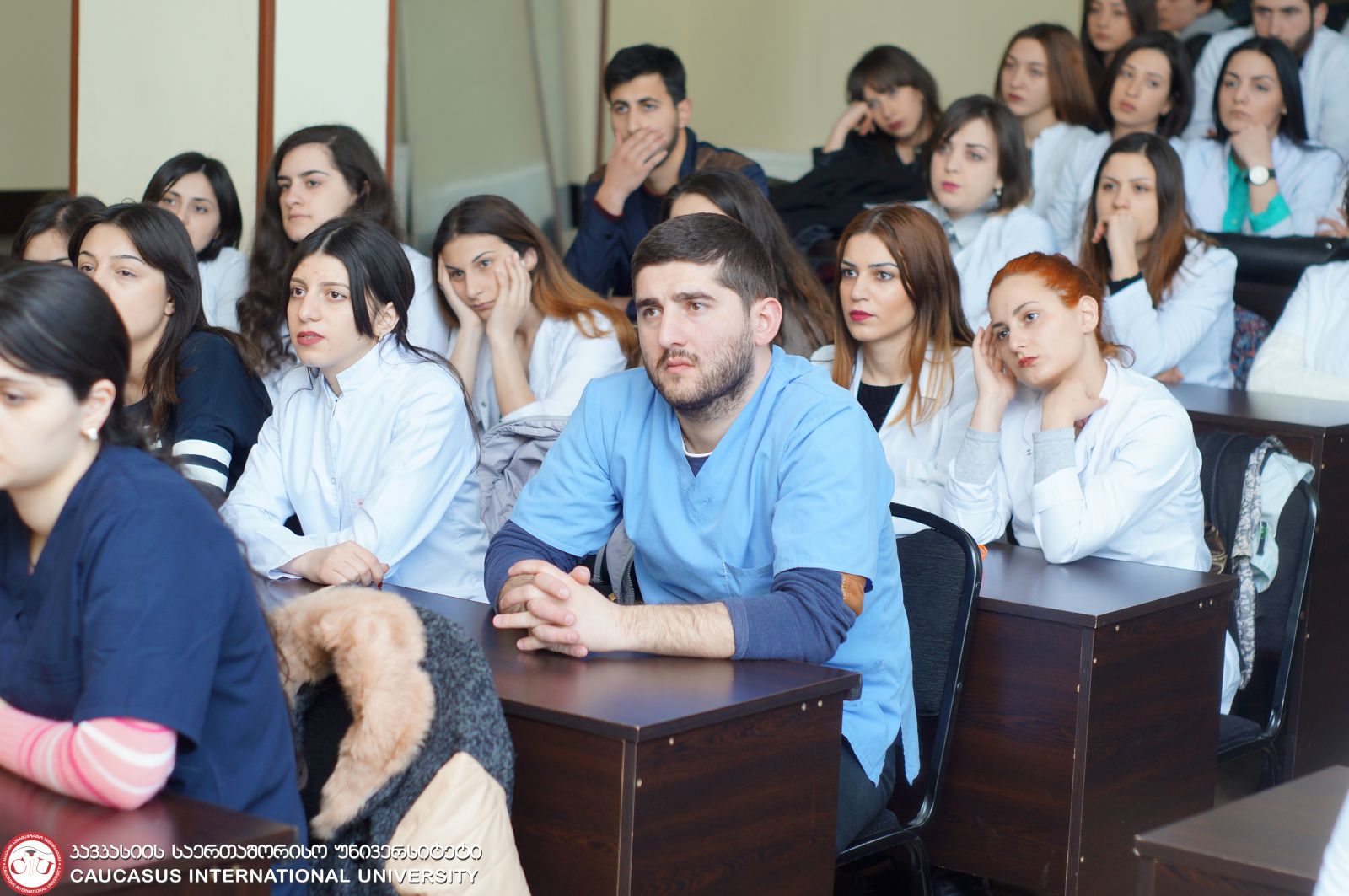 შეხვედრა მედიცინის ფაკულტეტის სტომატოლოგიის სპეციალობის 1-5 კურსის სტუდენტებთან და რეზიდენტებთან
