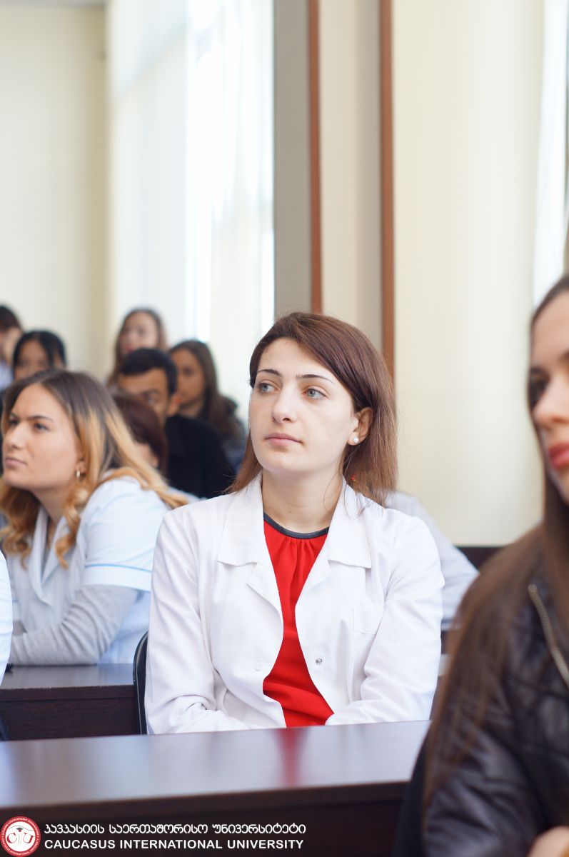 შეხვედრა მედიცინის ფაკულტეტის სტომატოლოგიის სპეციალობის 1-5 კურსის სტუდენტებთან და რეზიდენტებთან