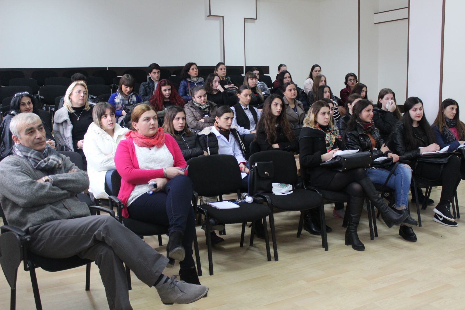 კომპანია სოფარმას წარმომადგენელი ელისო კოკაია კსუ-ში
