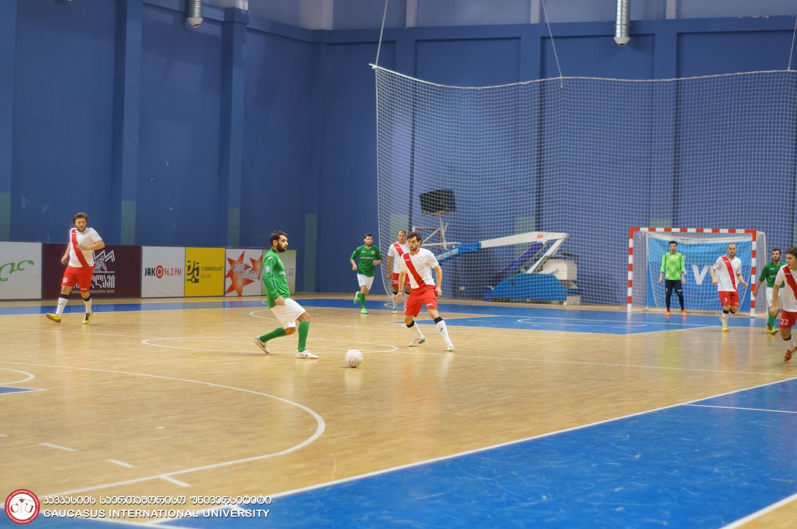 CIU vs UNICREDIT.GE