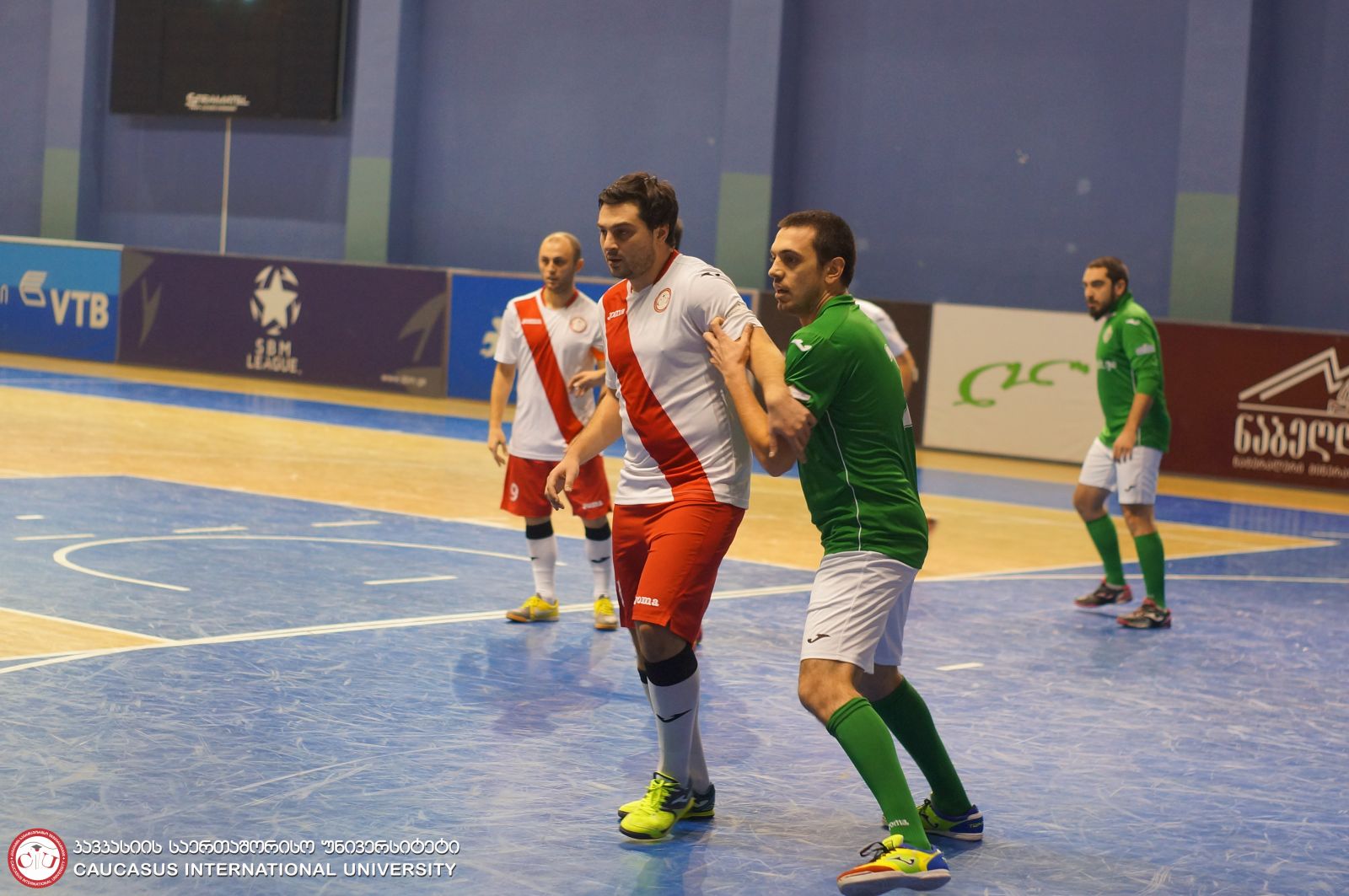 CIU vs UNICREDIT.GE