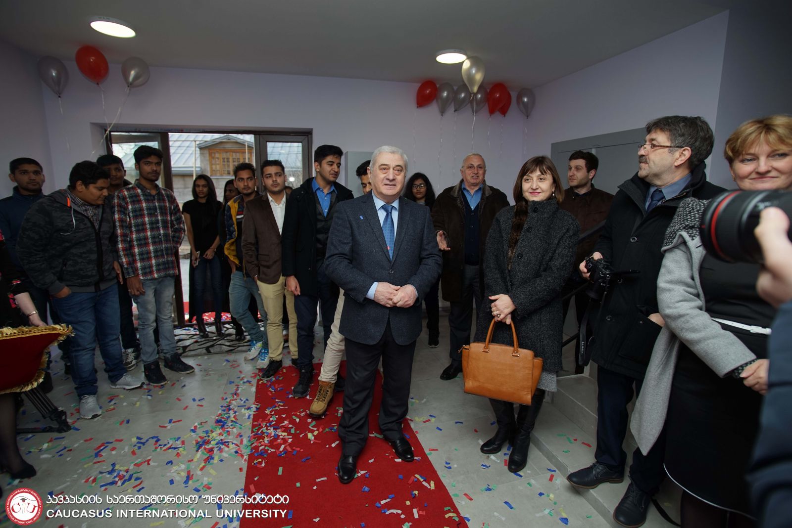  სტუდენტური საცხოვრებლის გახსნა