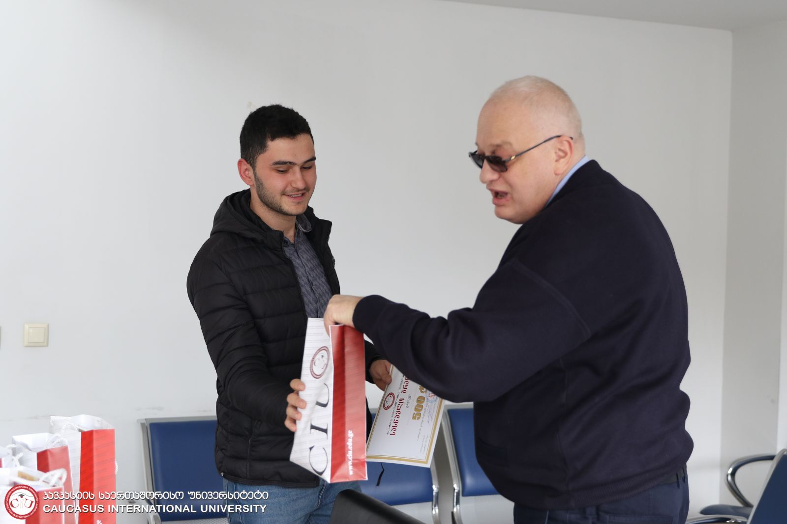ბორჯომის მუნიციპალიტეტის შვიდი წარჩინებული მოსწავლე კსუ-ში ხუთასლარიანი შეღავათით ისარგებლებს