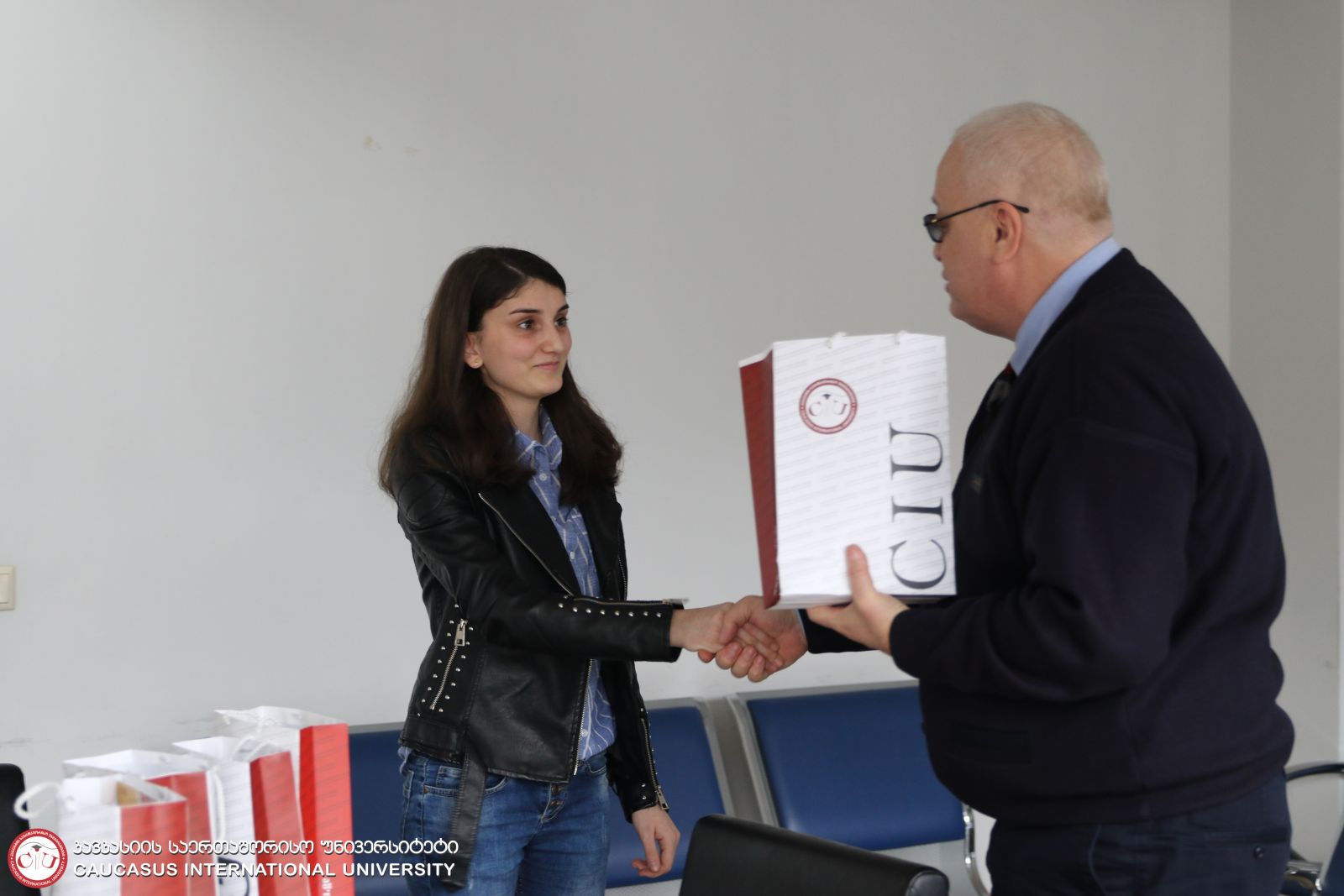 ბორჯომის მუნიციპალიტეტის შვიდი წარჩინებული მოსწავლე კსუ-ში ხუთასლარიანი შეღავათით ისარგებლებს