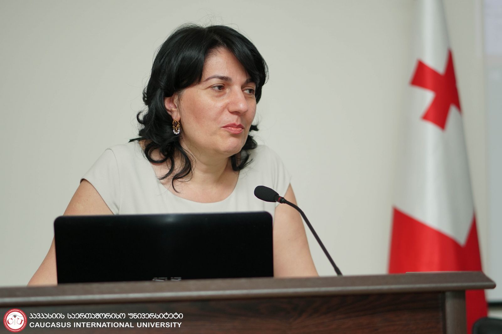 შორენა ქურდაძეს ბიზნესის ადმინისტრირების დოქტორის აკადემიური ხარისხი მიენიჭა