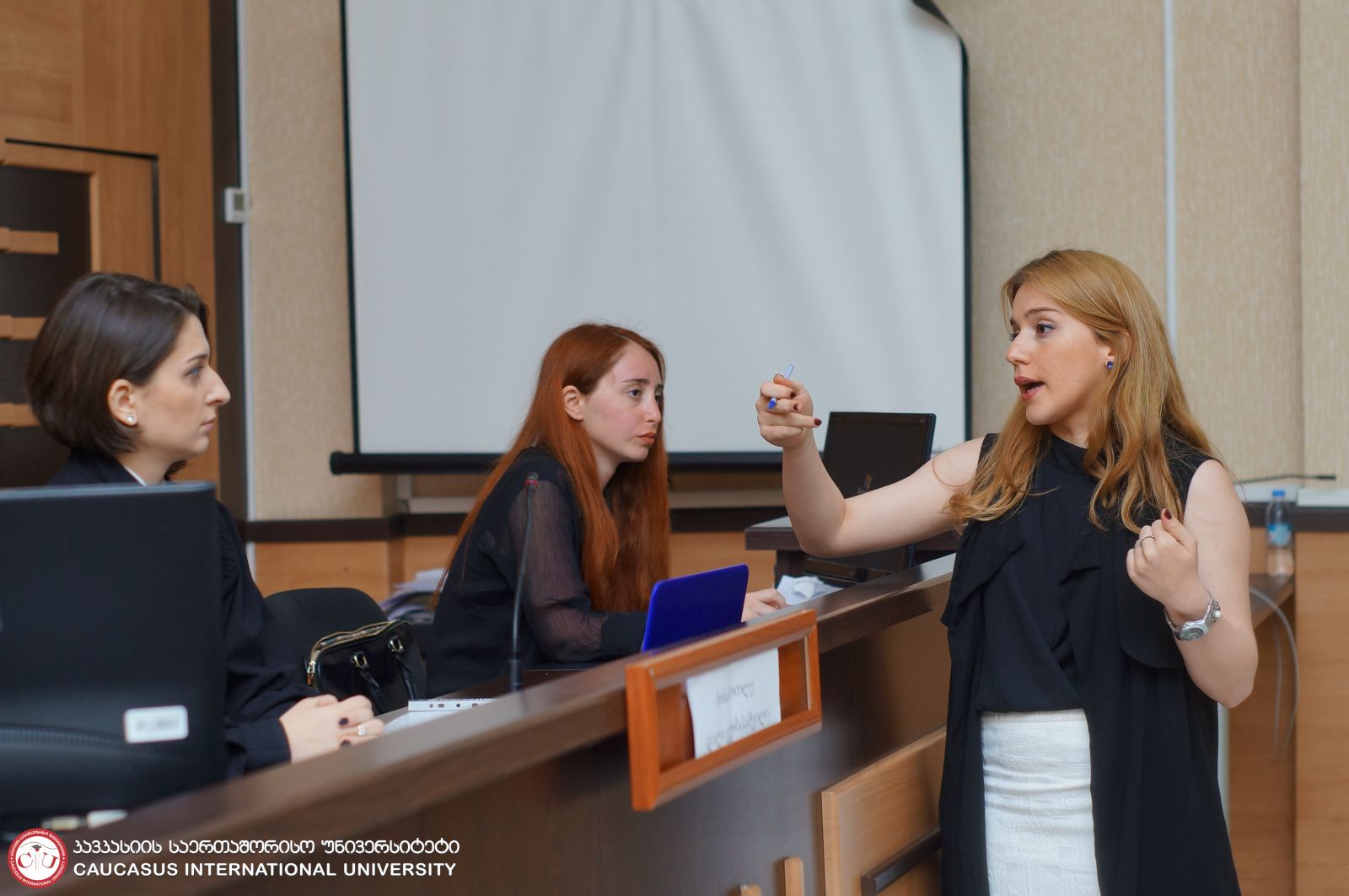 იმიტირებული სასამართლო პროცესი