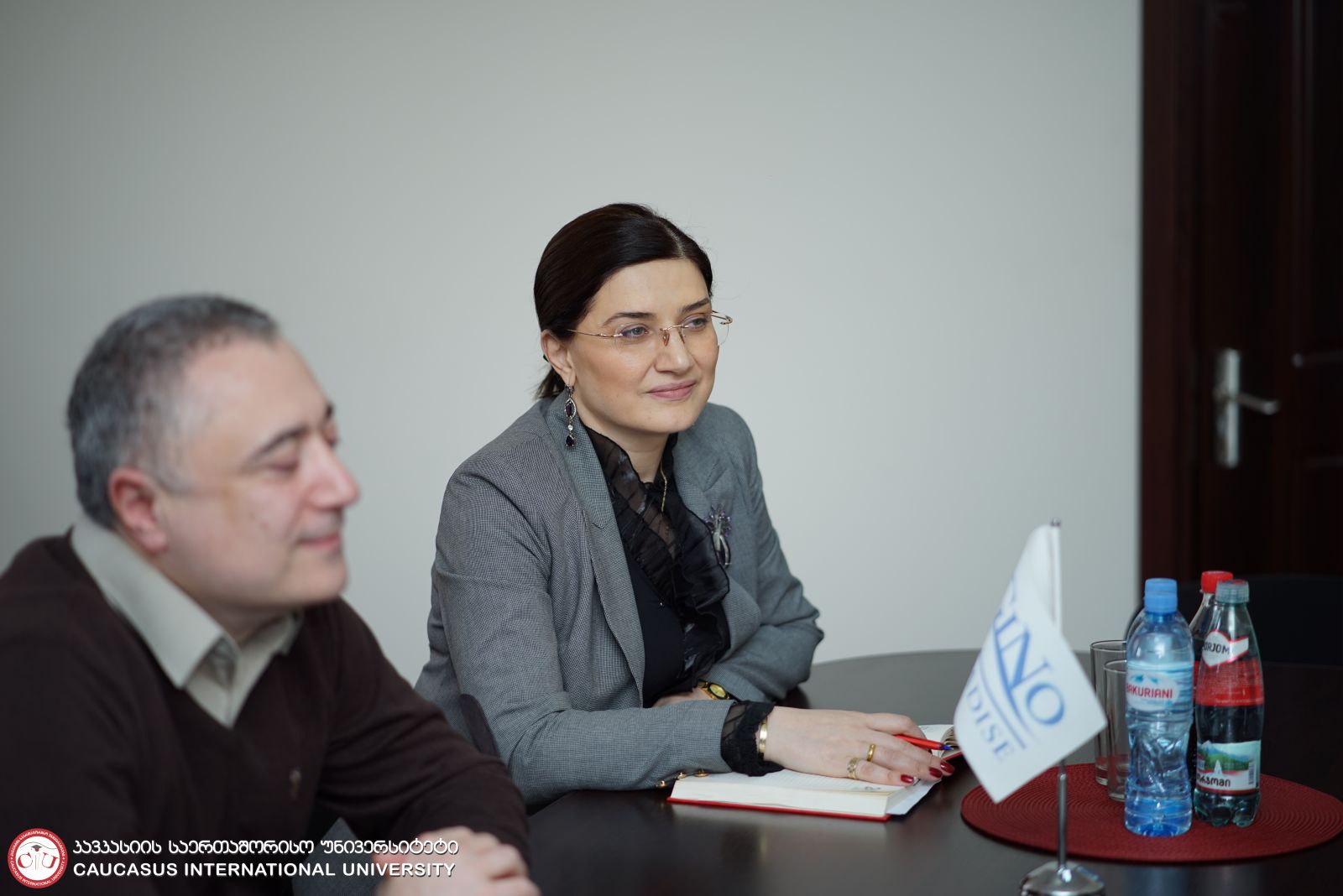 კსუ-სა და შპს ჯინო პარკს შორის ურთიერთთანამშრომლობის მემორანდუმი გაფორმდა