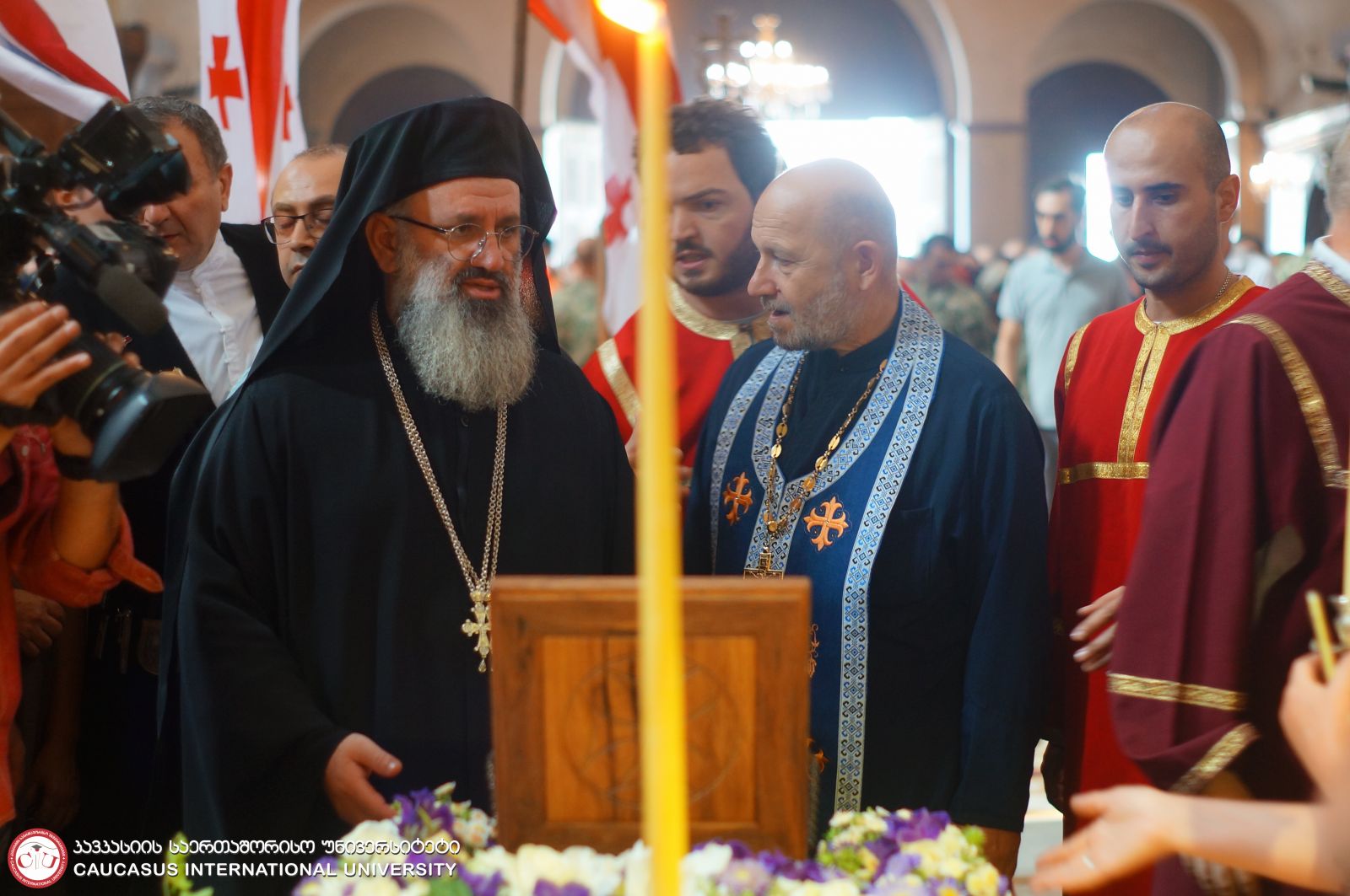 ილია II-მ მრევლს სიწმინდის სამშობლოში ჩამობრძანება მიულოცა