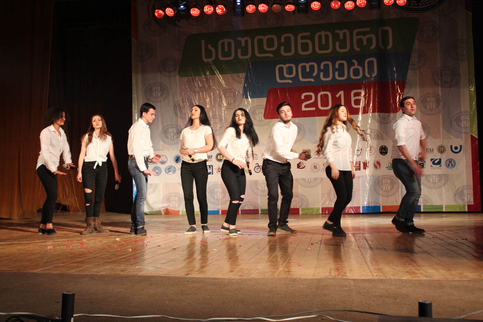 მხიარულთა და საზრიანთა გუნდი „კსუ“ წლის აღმოჩენა გახდა