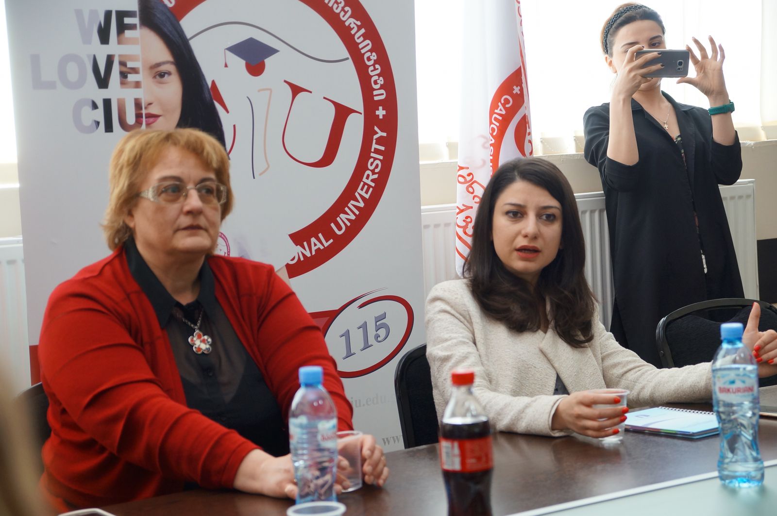 წიგნის - ეთიკურად გაშუქების სახელმძღვანელო ჟურნალისტებისათვის პრეზენტაცია