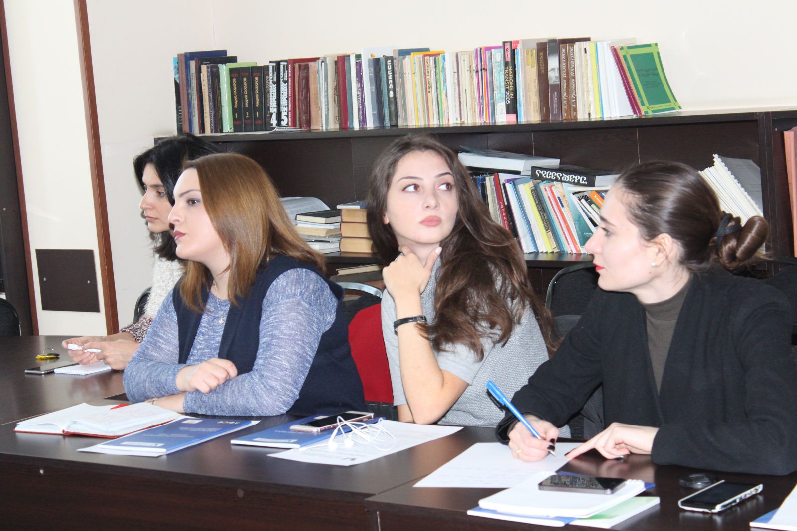 ორგანიზაცია ახალგაზრდა ადვოკატების შეხვედრა სტუდენტებთან
