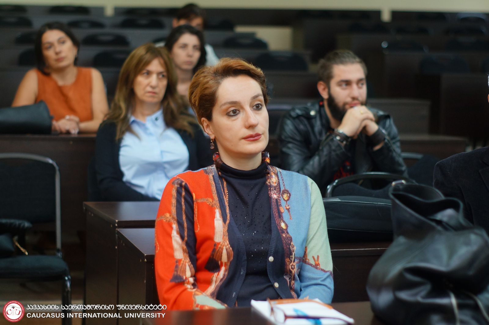 მედიცინის ფაკულტეტის დეკანის შეხვედრა აკადემიურ პერსონალთან