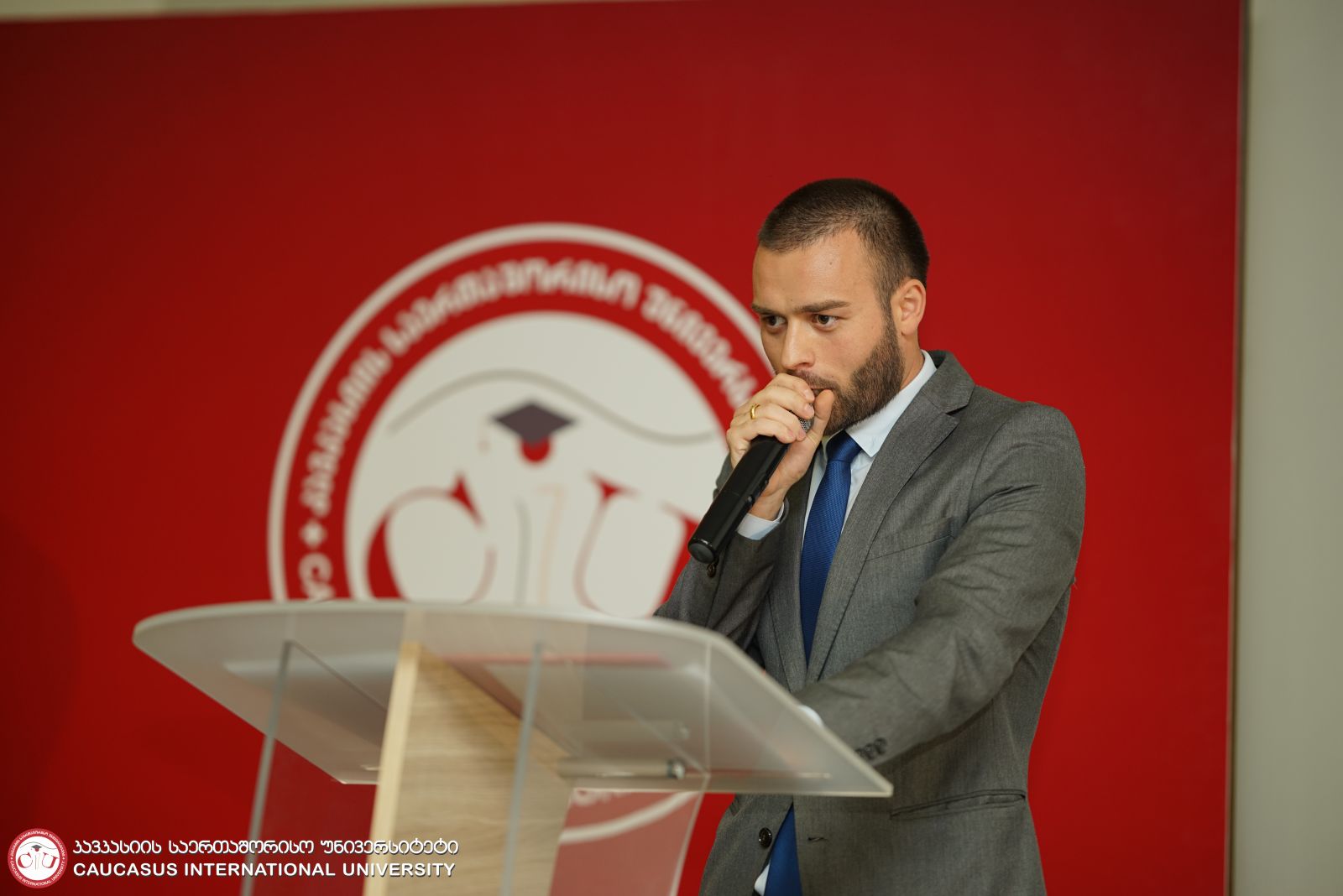 კავკასიის საერთაშორისო უნივერსიტეტში კურსდამთავრებულათა გამოსაშვები საღამო გაიმართა