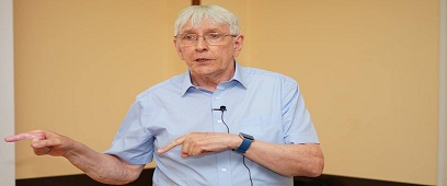 Peter Lydyard’s Training for Professors and Students