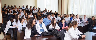 შეხვედრა მედიცინის ფაკულტეტის სტომატოლოგიის სპეციალობის 1-5 კურსის სტუდენტებთან და რეზიდენტებთან