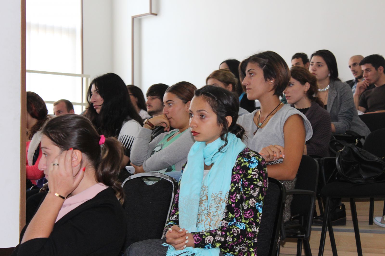 34.	Multimedia Centre Presentation 
