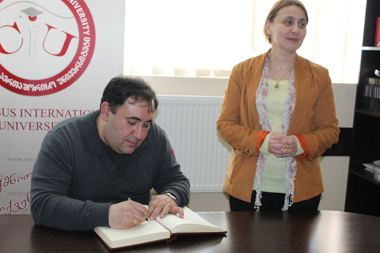 საქართველოს სასტუმროებისა და რესტორნების ფედერაციის დამფუძნებლის ვიზიტი კსუ_ში