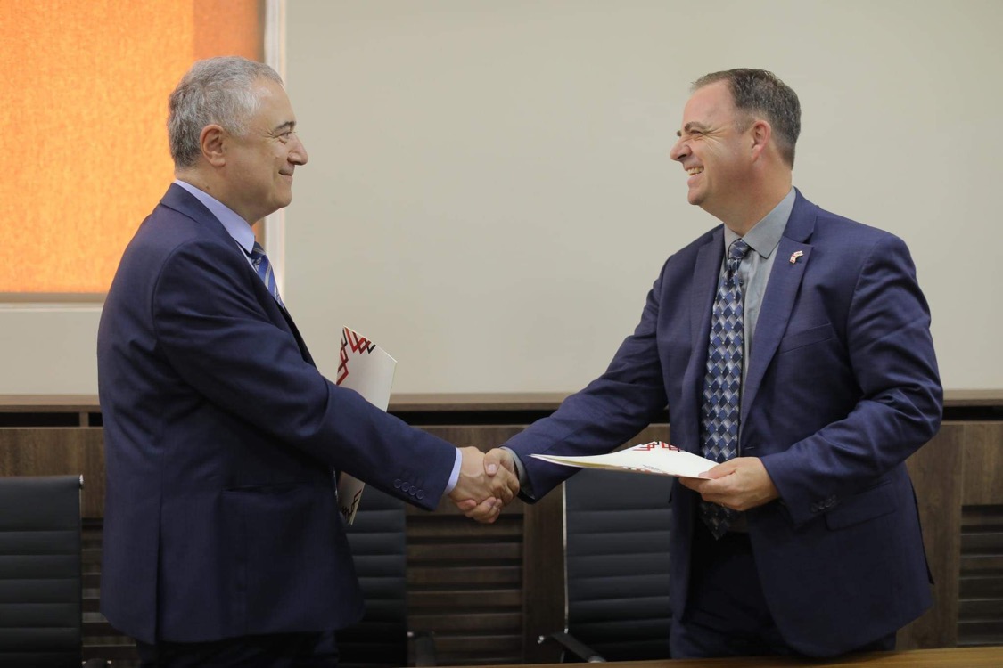 მემორანდუმი კავკასიის საერთაშორისო უნივერსიტეტსა და კანადის ნიაგარას კოლეჯს შორის 