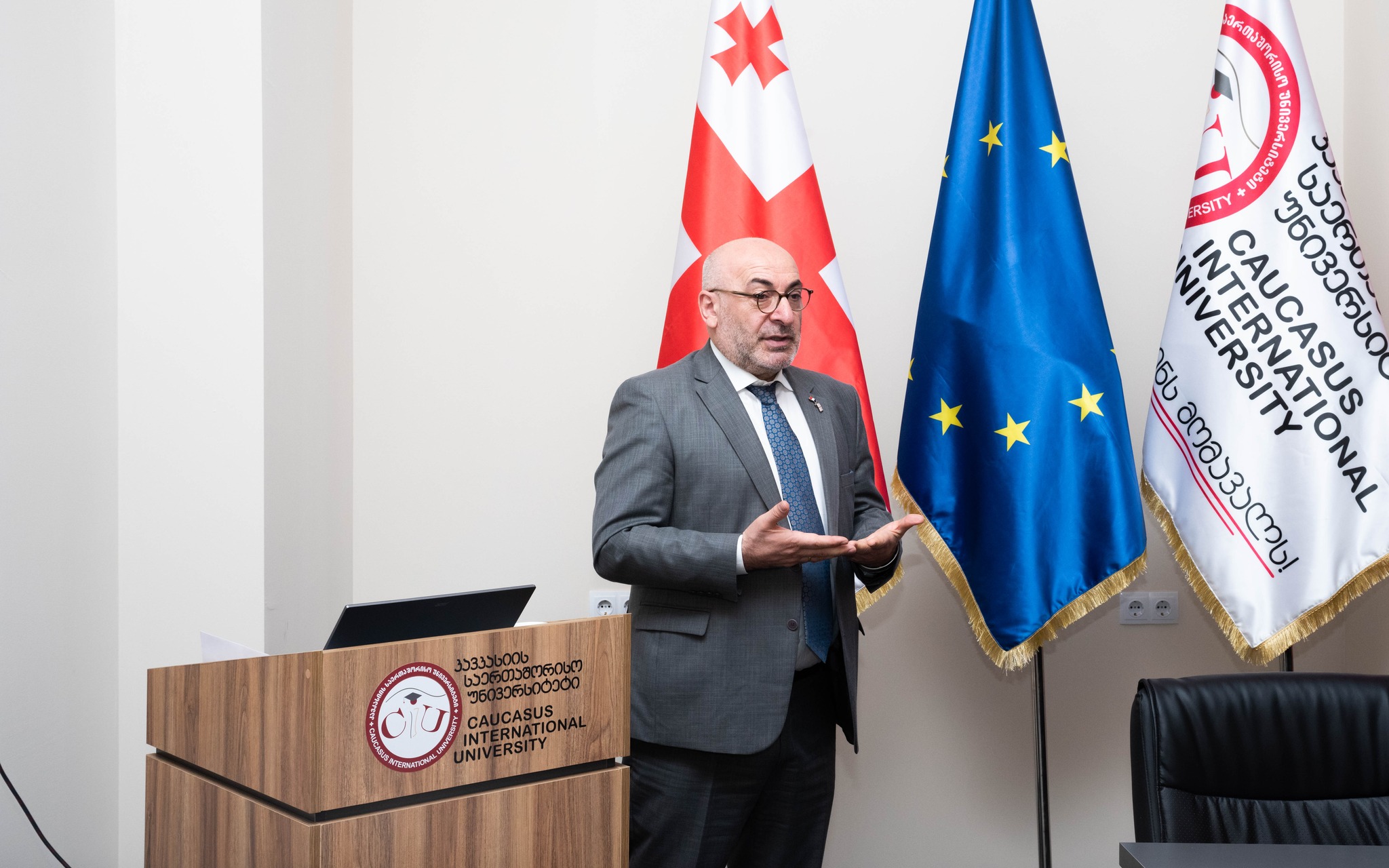 საფრანგეთში საქართველოს ელჩის, გოჩა ჯავახიშვილის ლექცია CIU-ში