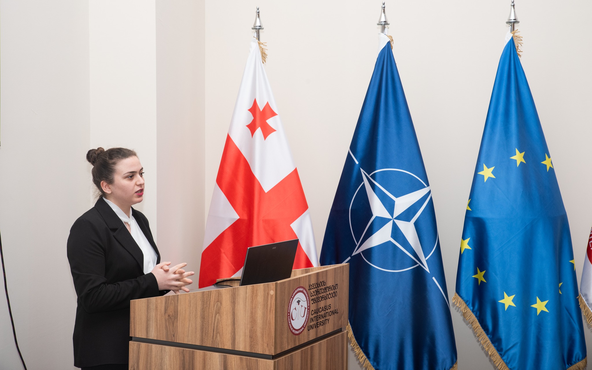 მრგვალი მაგიდა ნატოს კვირეულის ფარგლებში