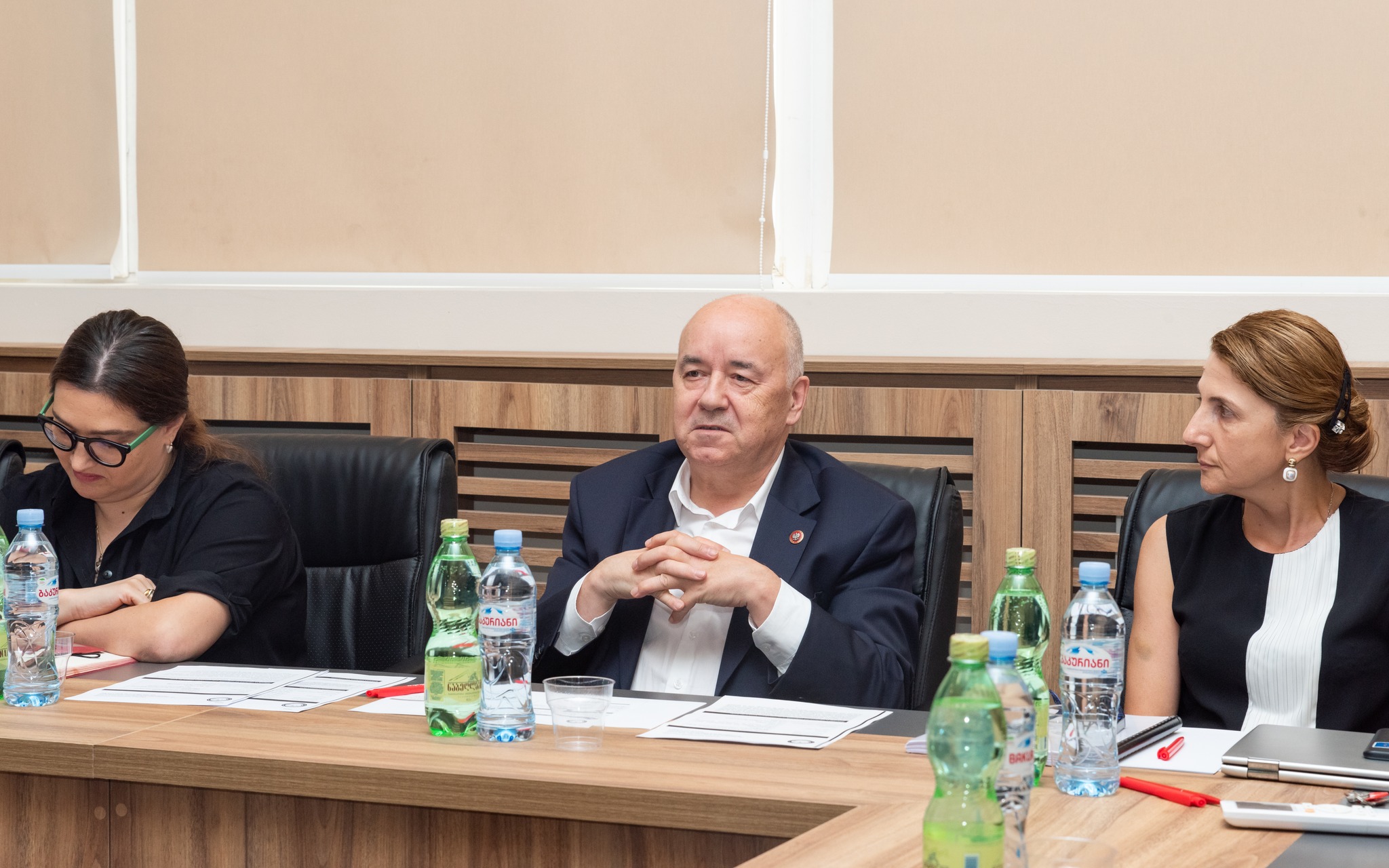 გლობალური პოლიტიკის მაგისტრანტთა ნაშრომების დაცვა