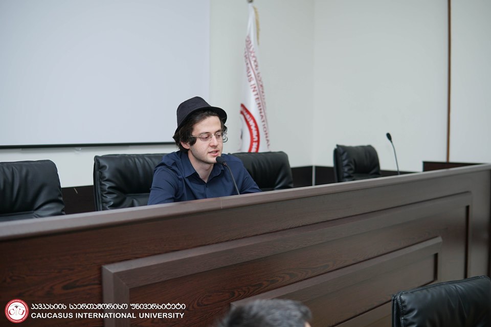  An Evening of Poetry Was Held at CIU