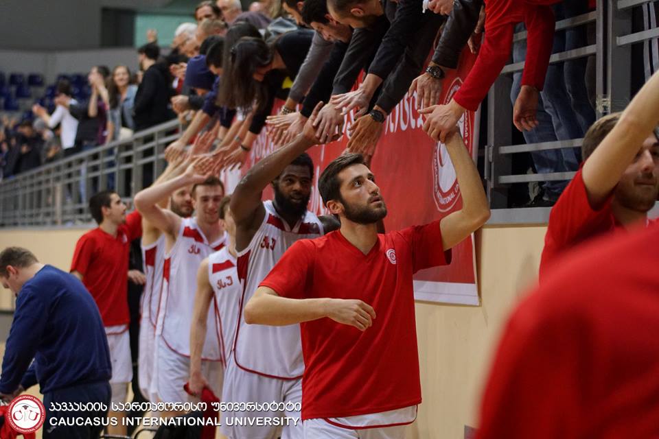  CIU Basketball Team Was Granted a Ticket of A League Play-Off Final